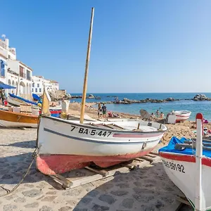 https://apartment-rocmar-1d.catalonia-hotels.com